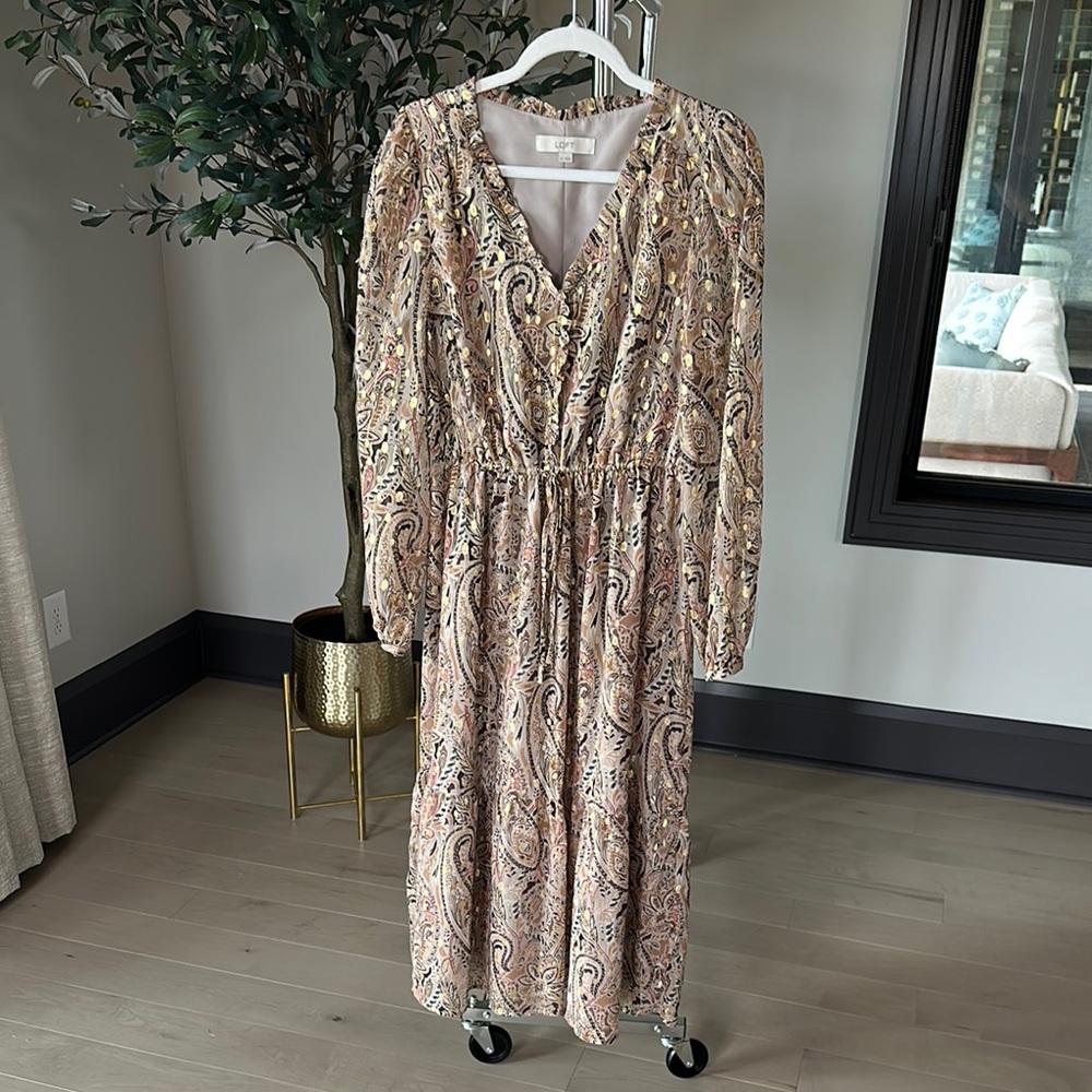 LOFT Tan and Brown Plunge Neck Bishop Sleeve Gown